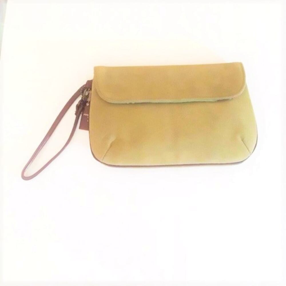 Bath and Body Work's Green Faux Suede Wrislet Hand Bag Purse